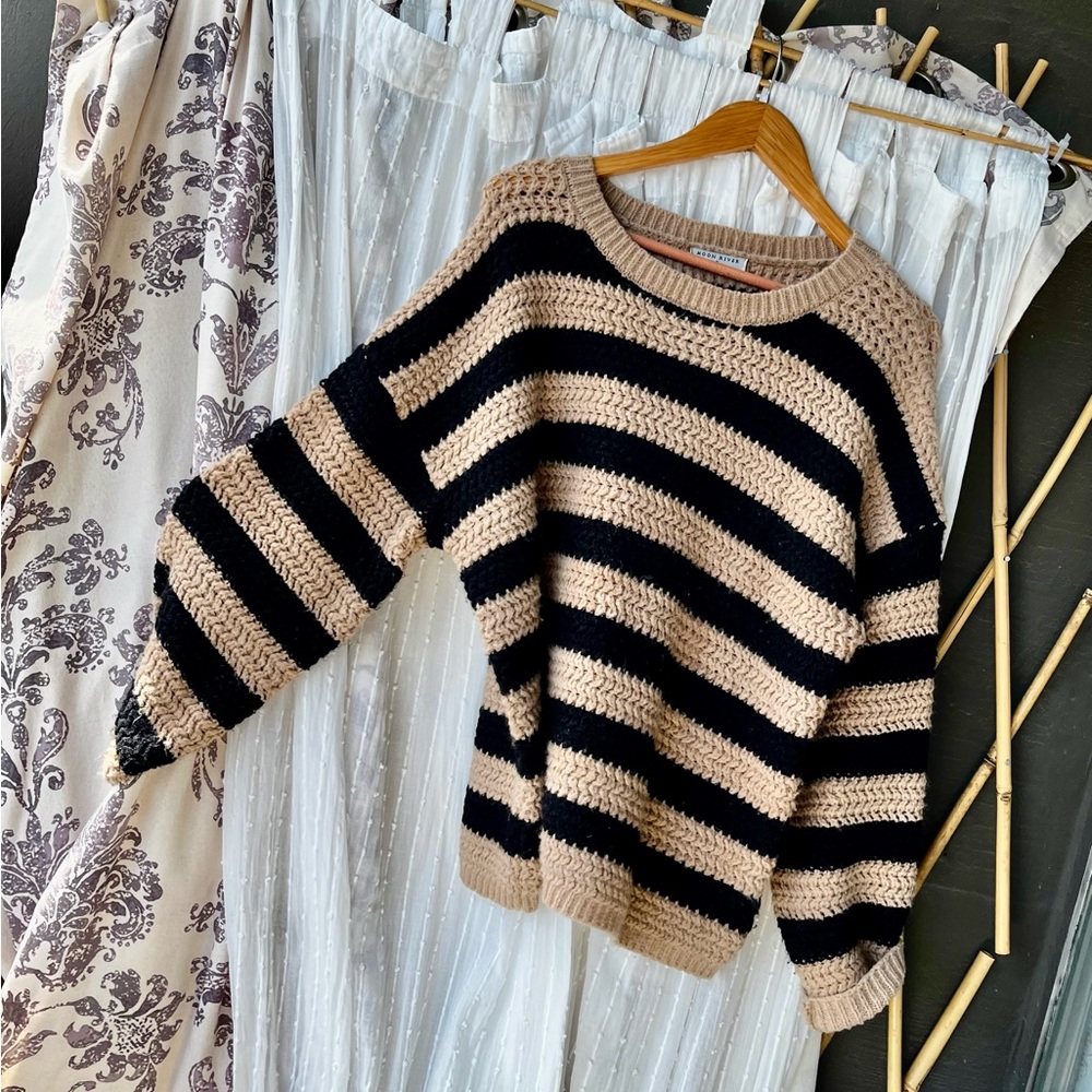 Moon River Black and Tan Striped Crew Neck Sweater
